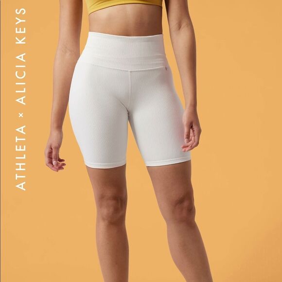 Athleta + Alicia Keys Elation Rib 9” Bike Short in Magnolia White - Picture 9 of 10